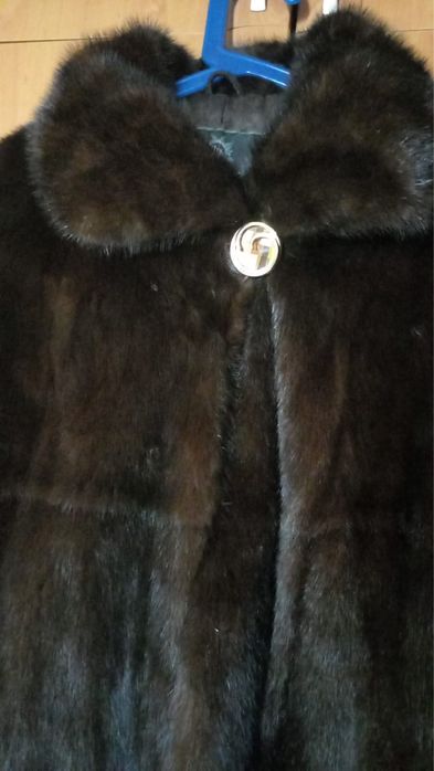 Продаи шубу норковая новая