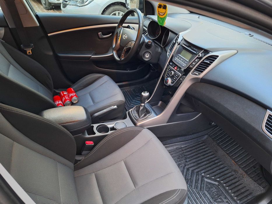 Hiundai i30 hatchback 1.6 diesel distributie pe lant ,blue eficienci