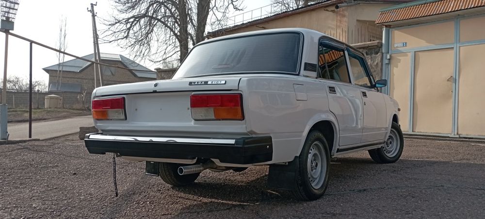 Продам ваз 2107 бензин 2006год
