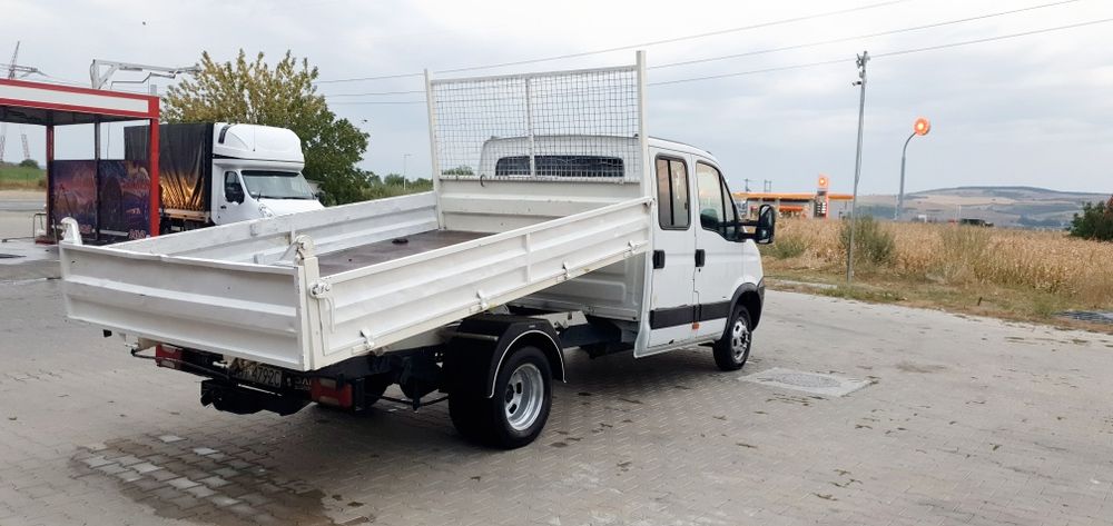 Iveco 35c15 7 locuri Basculabil doka cabină dublă
