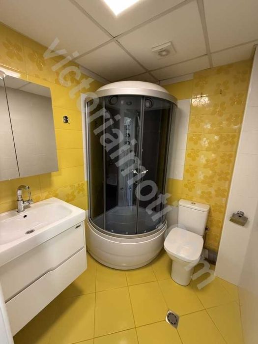 Продава се Тристаен апартамент в Велико Търново, Център - 100 кв.м за 1780 €/кв.м - Снимка #3