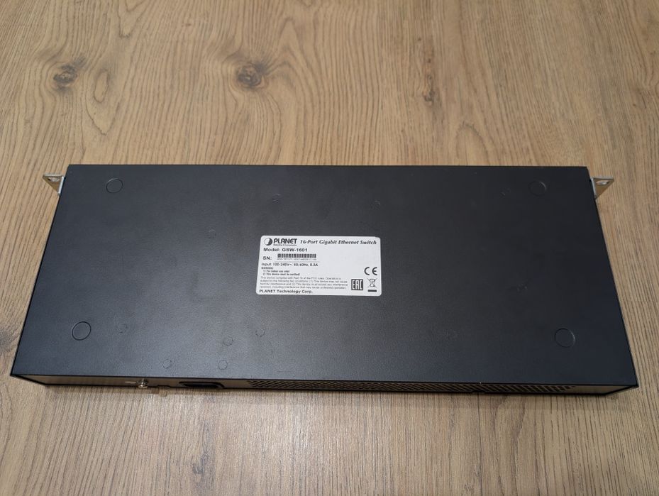 Switch PLANET GSW-1601 - 16 Porturi Gigabit Ethernet (Rackabil)