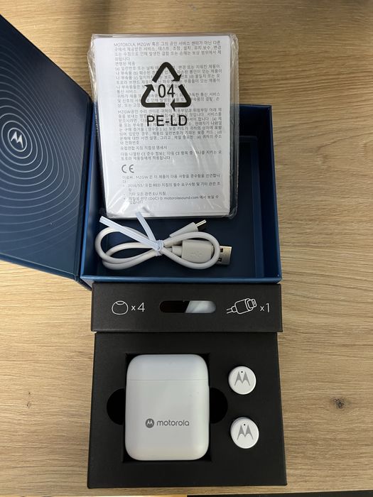 Motorola Moto Buds 120, White ( True wireless )