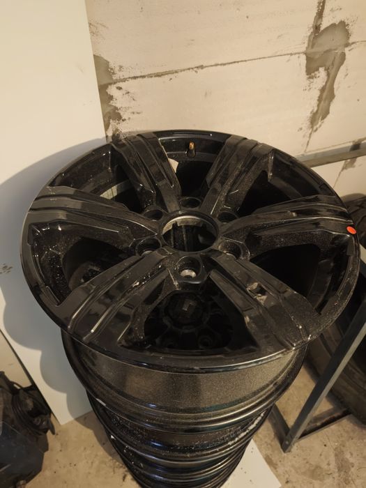 Продам диски Tank 300