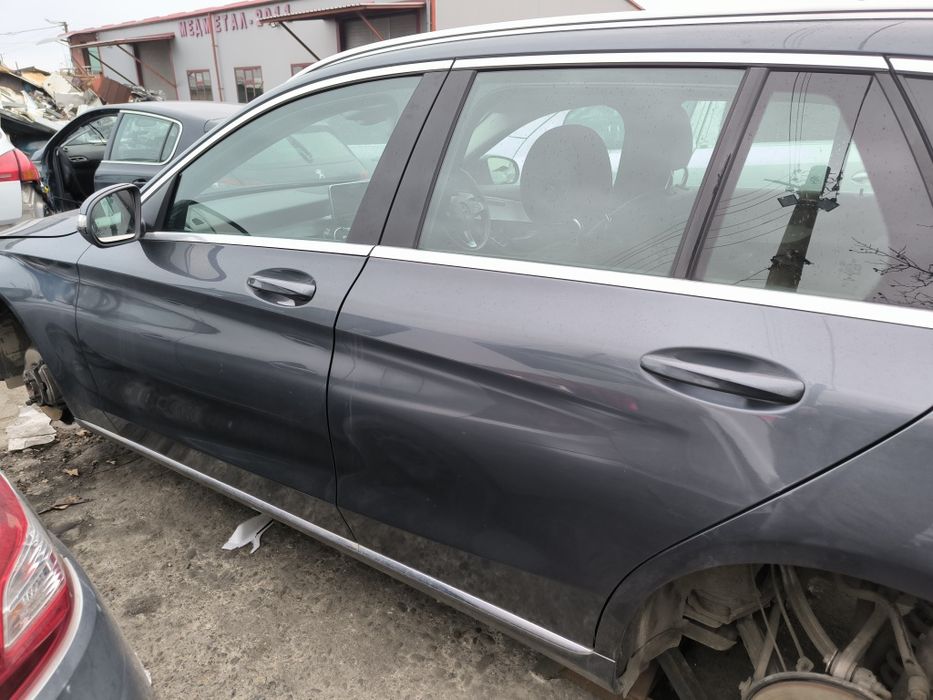 Врати за Mercedes W205