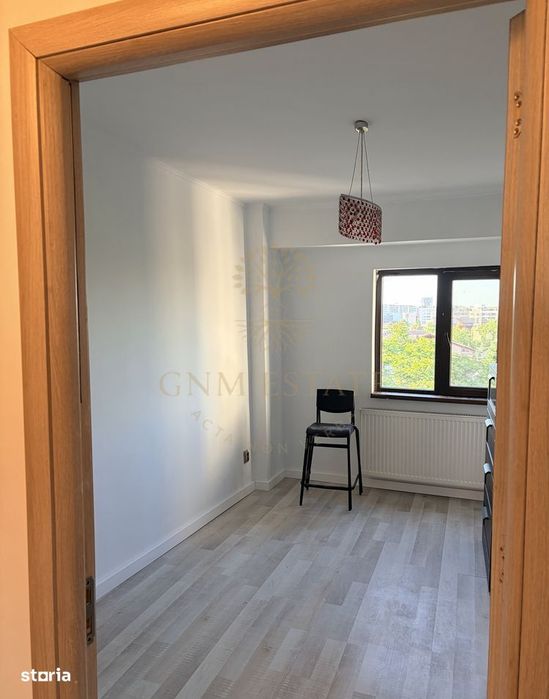 Apartament 3 cam dec Tineretului / bloc 89/2 bai/et 5/8 — fotografia 1