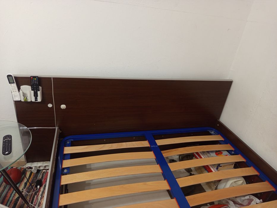 Спалня 140/190  без подматрачната рамка  механизма стой