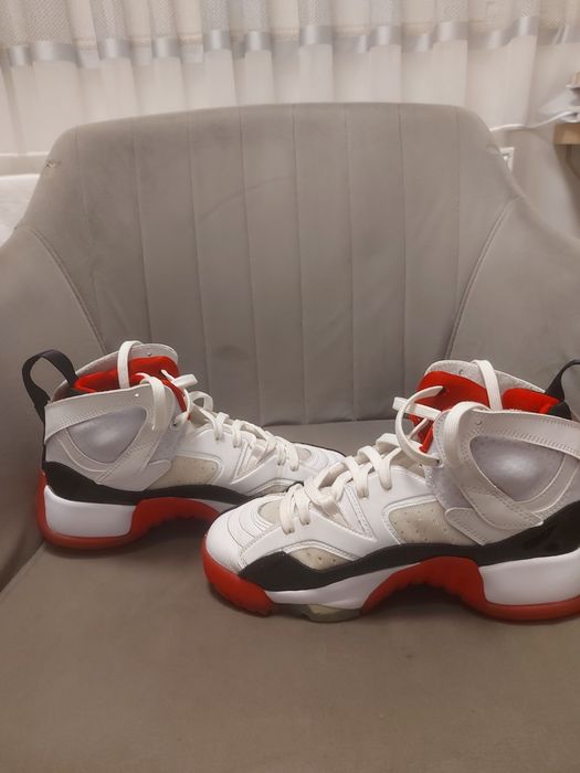 Jordan Jumpman Two Trey