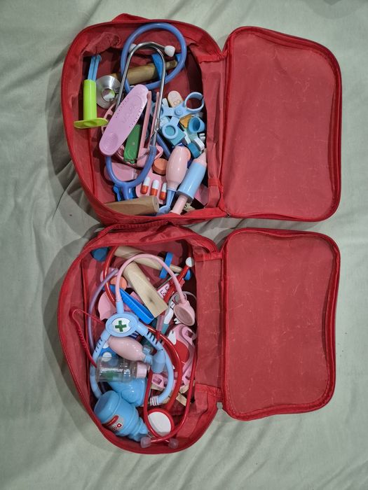 Salopete iarna,zăpadă copii