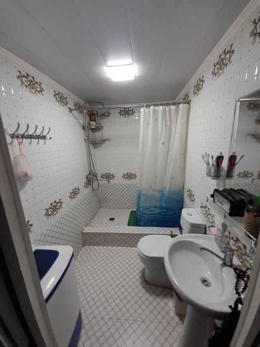 Srochno 3 xonali uy sotaman