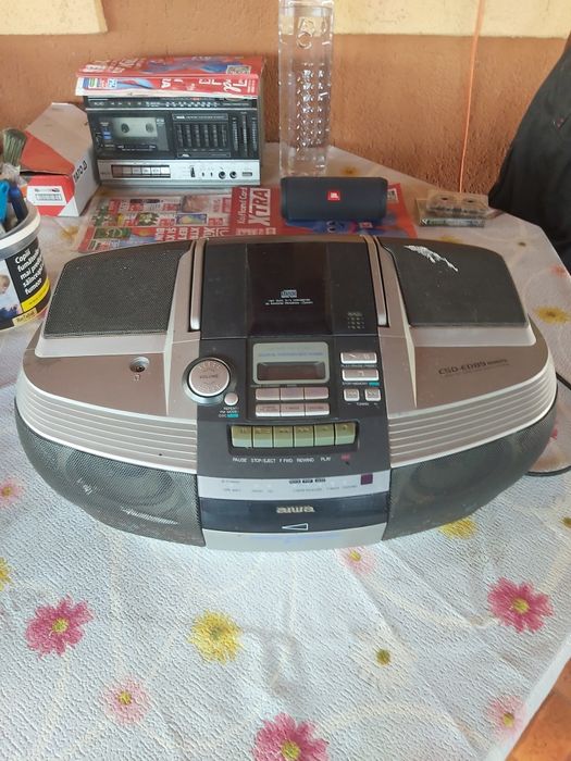 Casetofon JVC RC-X520 și Sharp