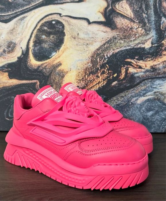 Adidasi versace odissea