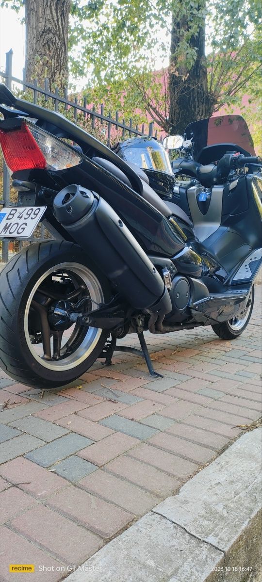 Yamaha TMAX 500 – Moto Bizzotto
