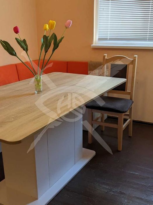 Дава се под наем Етаж от къща в София, Карпузица - 45 кв.м за 398.82 € - Снимка #1