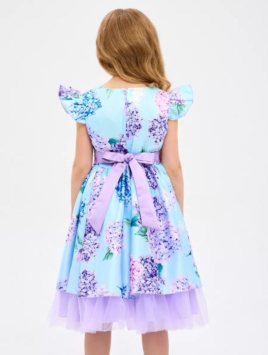 Продам красивое платье для девочки