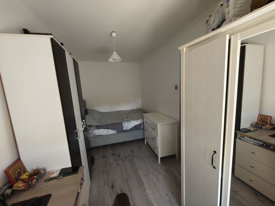 Vând apartament 3 camere in tatarasi
