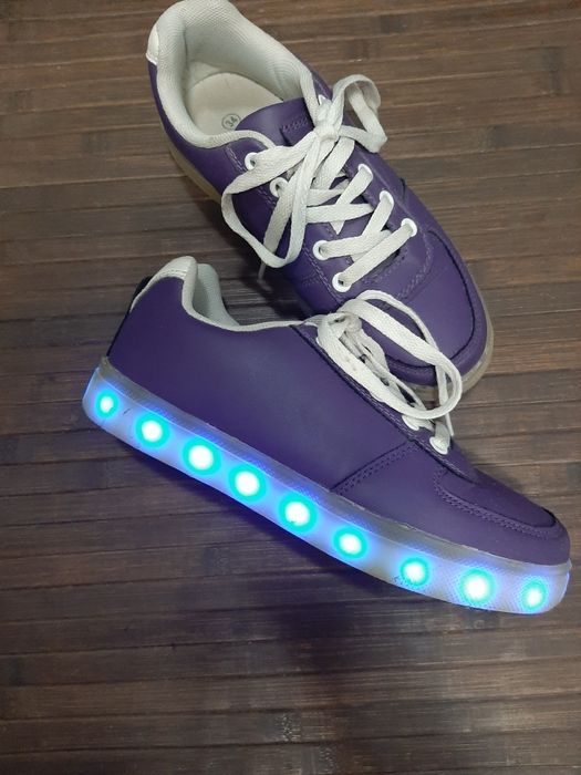 Adidasi copii KIDZ Alive cu luminițe