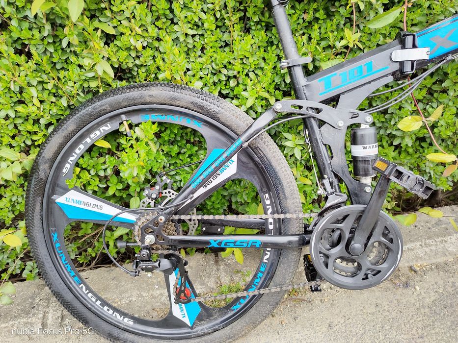 Vând bicicletă MTB