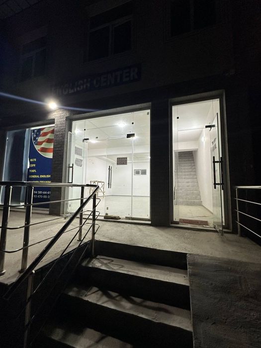 Галаосиё марказида Ижарага 240мкв бино, банк,кадастр,суд ёнида жойлашг