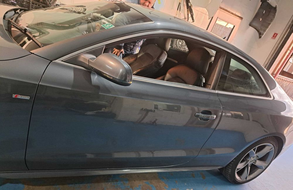 Dezmembrari  AUDI A5 coupe 3.0 tdi quatro S-LINE