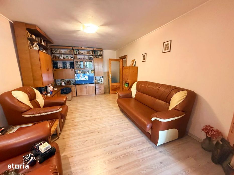 Apartament trei camere - parter cu extindere - Poliție Gară