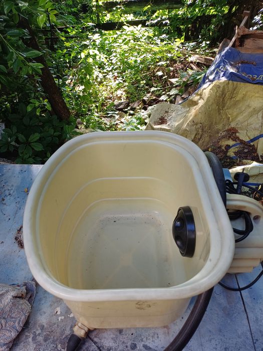 Продам стиральную машинку Малютка