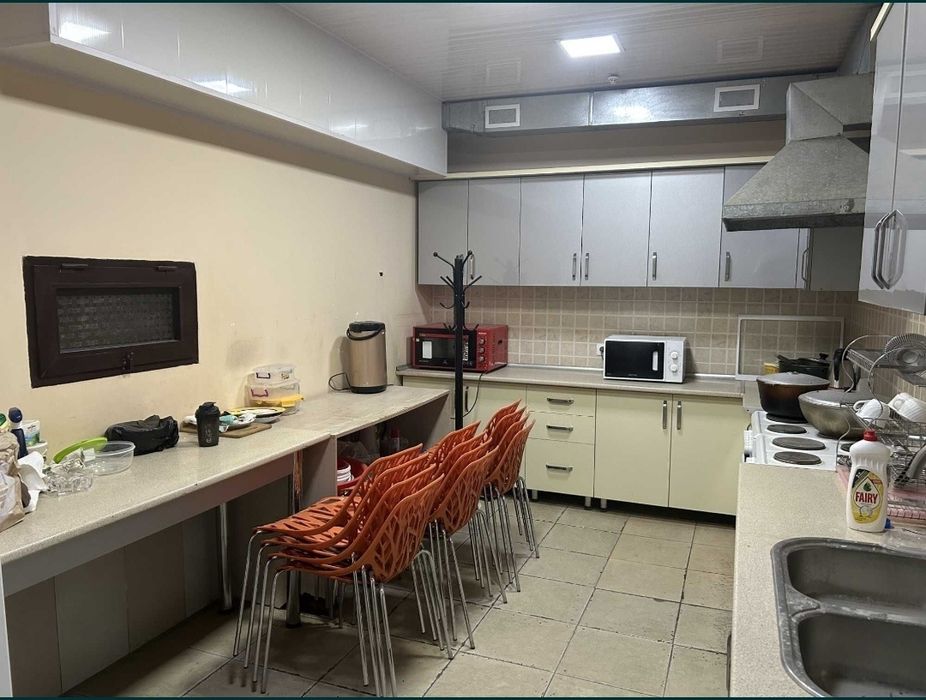 Аренда Офиса 190 м2. Бизнес центр подвал на Ц-6! Первая линия. Срочно!