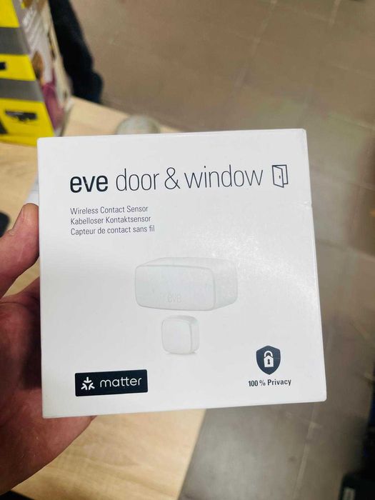 Eve Door & Window, senzor inteligent de contact pentru uși și ferestre