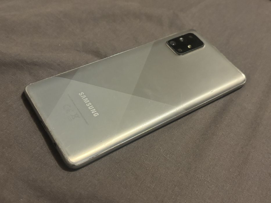 Samsung A71.
