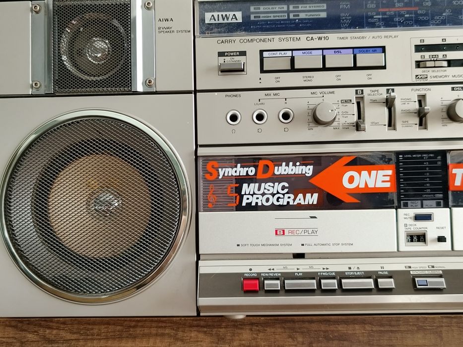 Aiwa ca-w10 радио касетофон