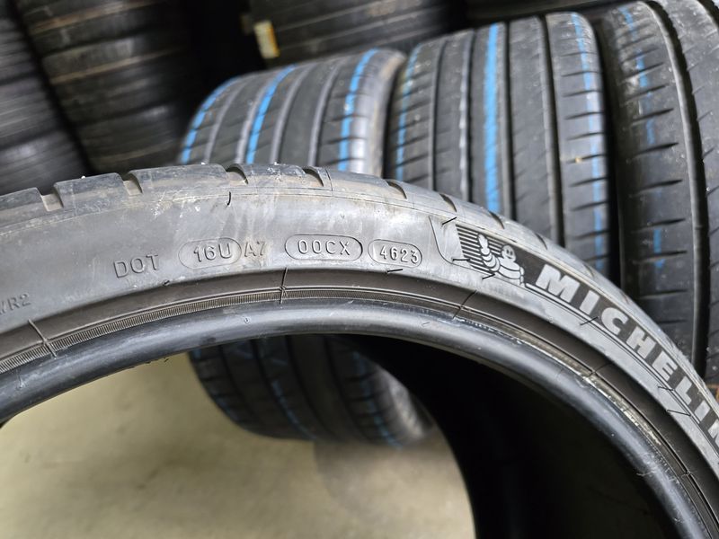 305/30/21//265/35/21 MICHELIN