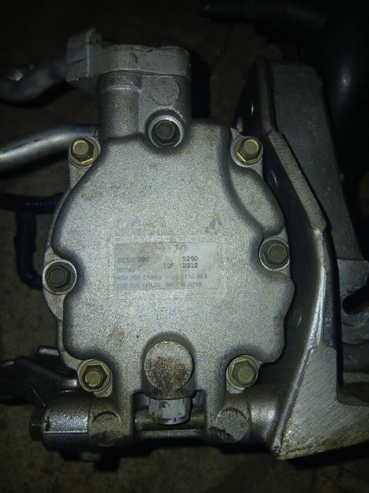 Продам компрессор субару трибека в9