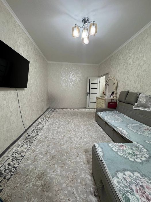 С Ремонтом! Ахмад Югнакий 1/4/5 Продается Квартира 2.6 Балкон!Не торец