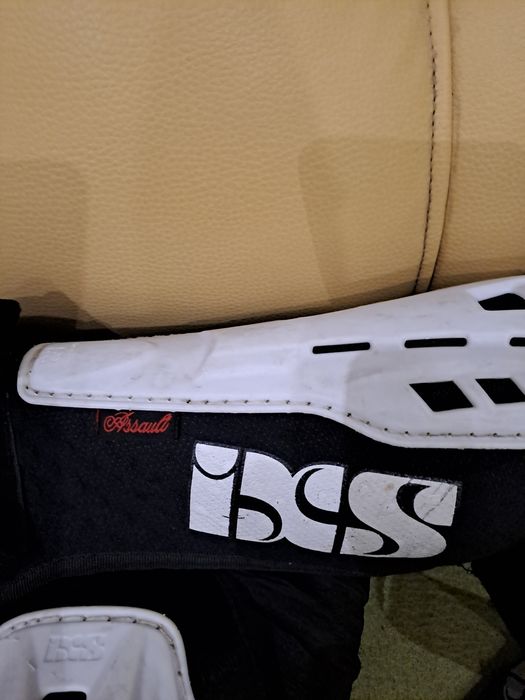 Протектори за крака