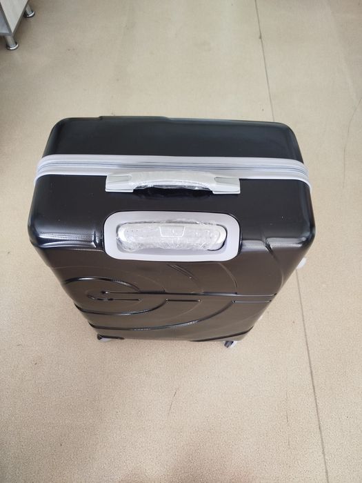 Чемодан большой 2 цвет