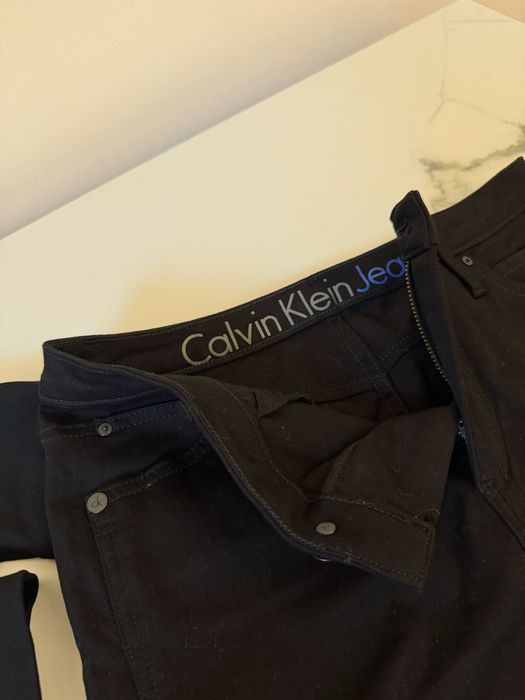 Черная юбка от Calvin Klein