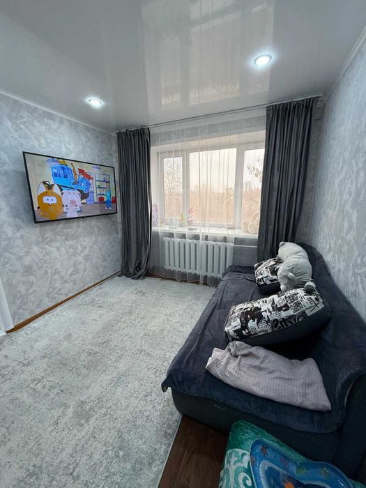 комната-1-комн.квартира 29 кв.м с санузлом, душем и кухней, с ремонтом