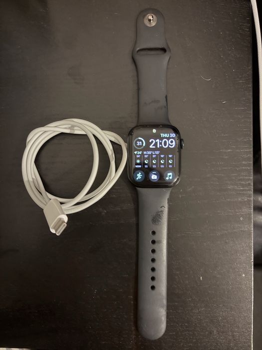 Apple watch 8 /45mm