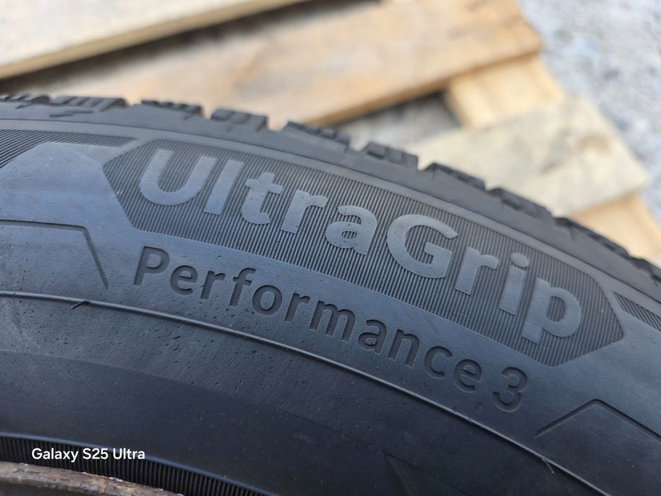 2бр. зимни гуми 215/65/16 GoodYear