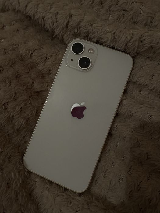 Продам айфон 13