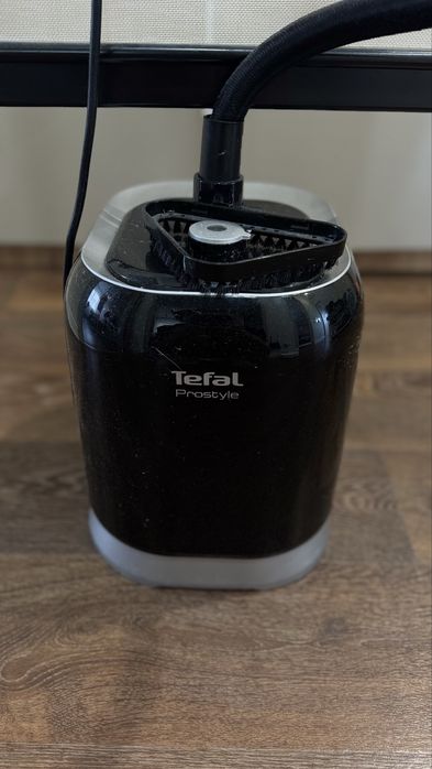 Продам отпариватель Tefal