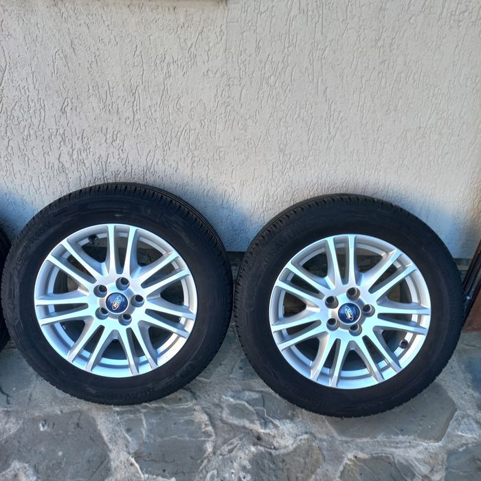 Roti vara ford focus/215/55 R16/Anvelope Barum 2020 Et50