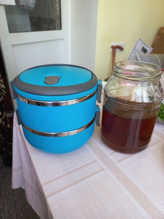 Контейнер для еды и домашнего пользования