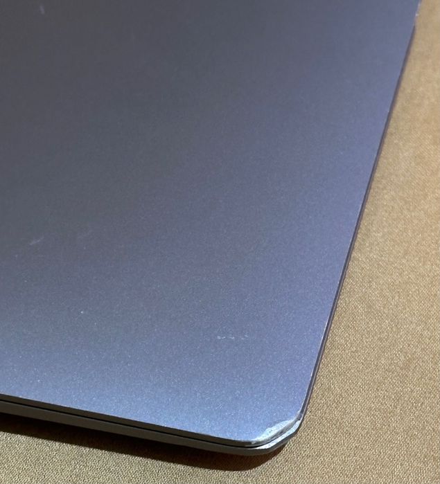 Super Preț! MacBook Air M1, 8gb, 256 gb! Perfect funcțional!