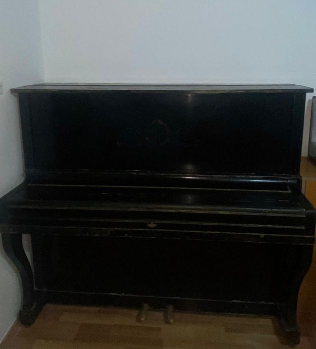 Продается фортепиано