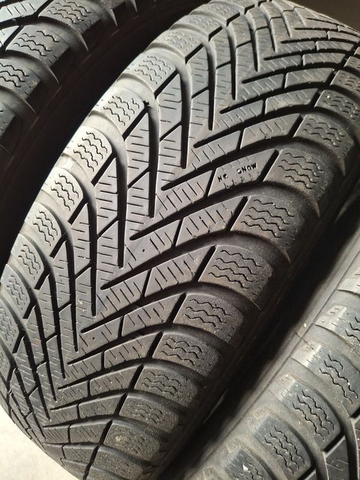 4 Anvelope m+s 185 60 r15 Pirelli