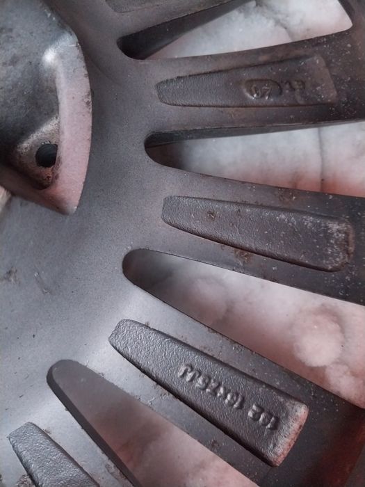 Диски R16 на BMW. Вылет ЕТ20.