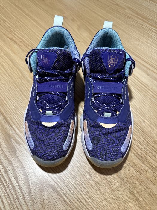 Adidasi Baschet DON ISSUE3