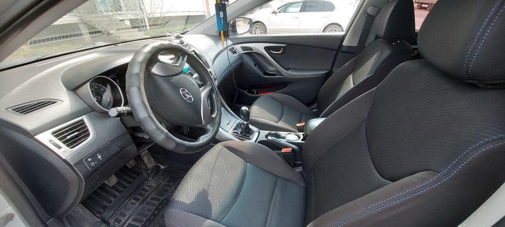 Продам Hyundai Elantra