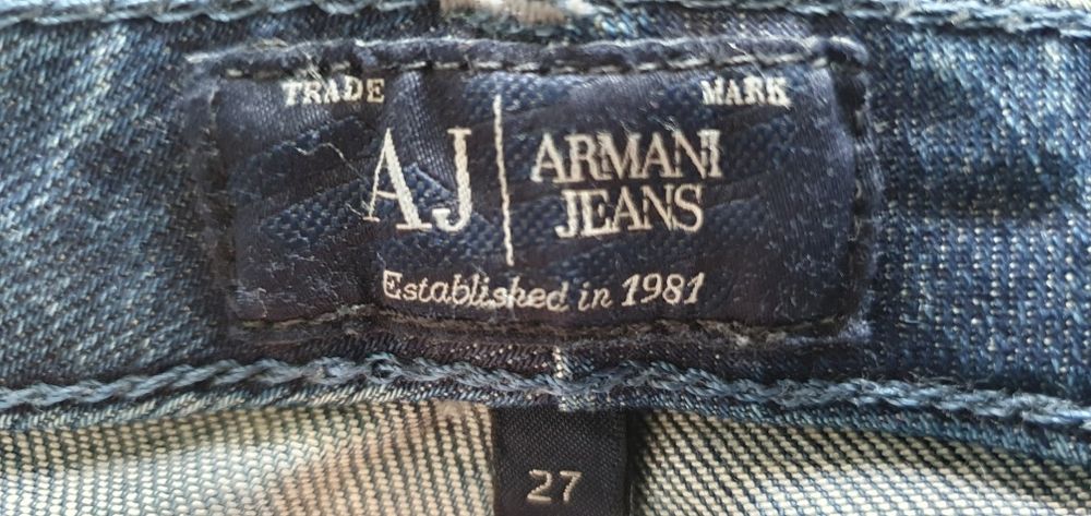 Armani Jeans blugi mar. W27